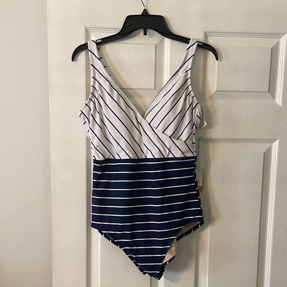 Kona Sol Navy and White Striped Swimsuit size L brand new - Picture 1 of 8